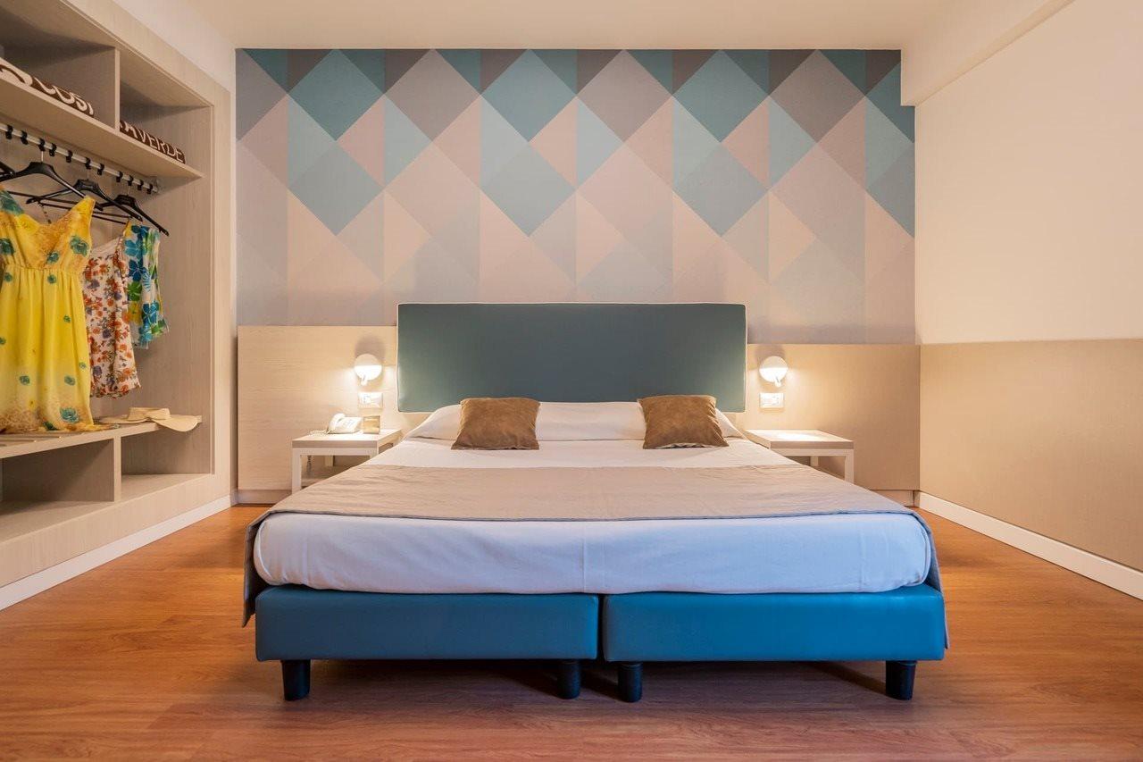 Hotel Costa Verde เชฟาลู ภายนอก รูปภาพ