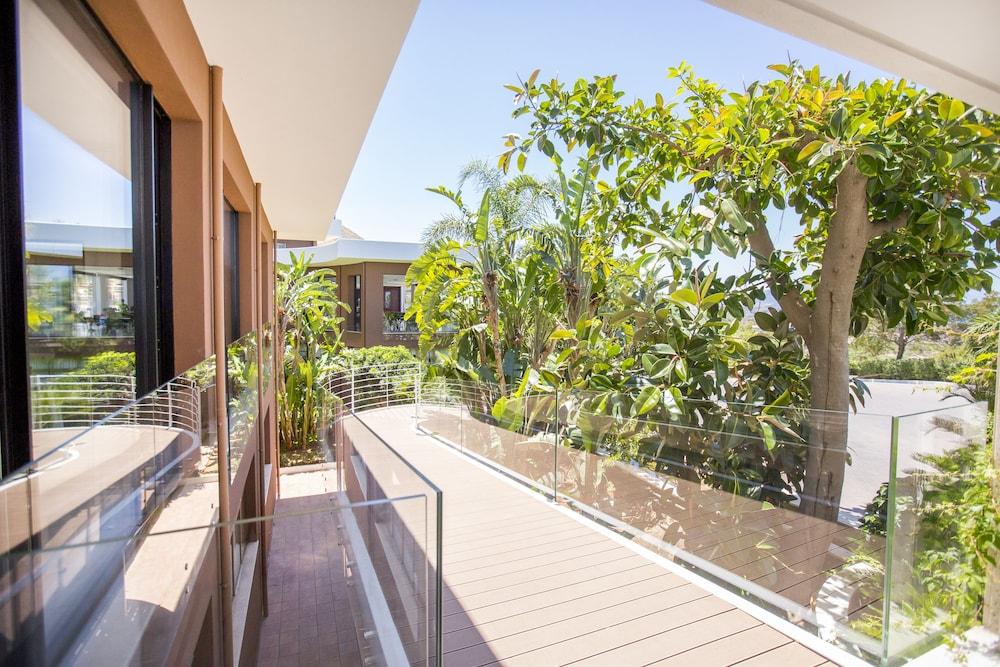 Hotel Costa Verde เชฟาลู ภายนอก รูปภาพ