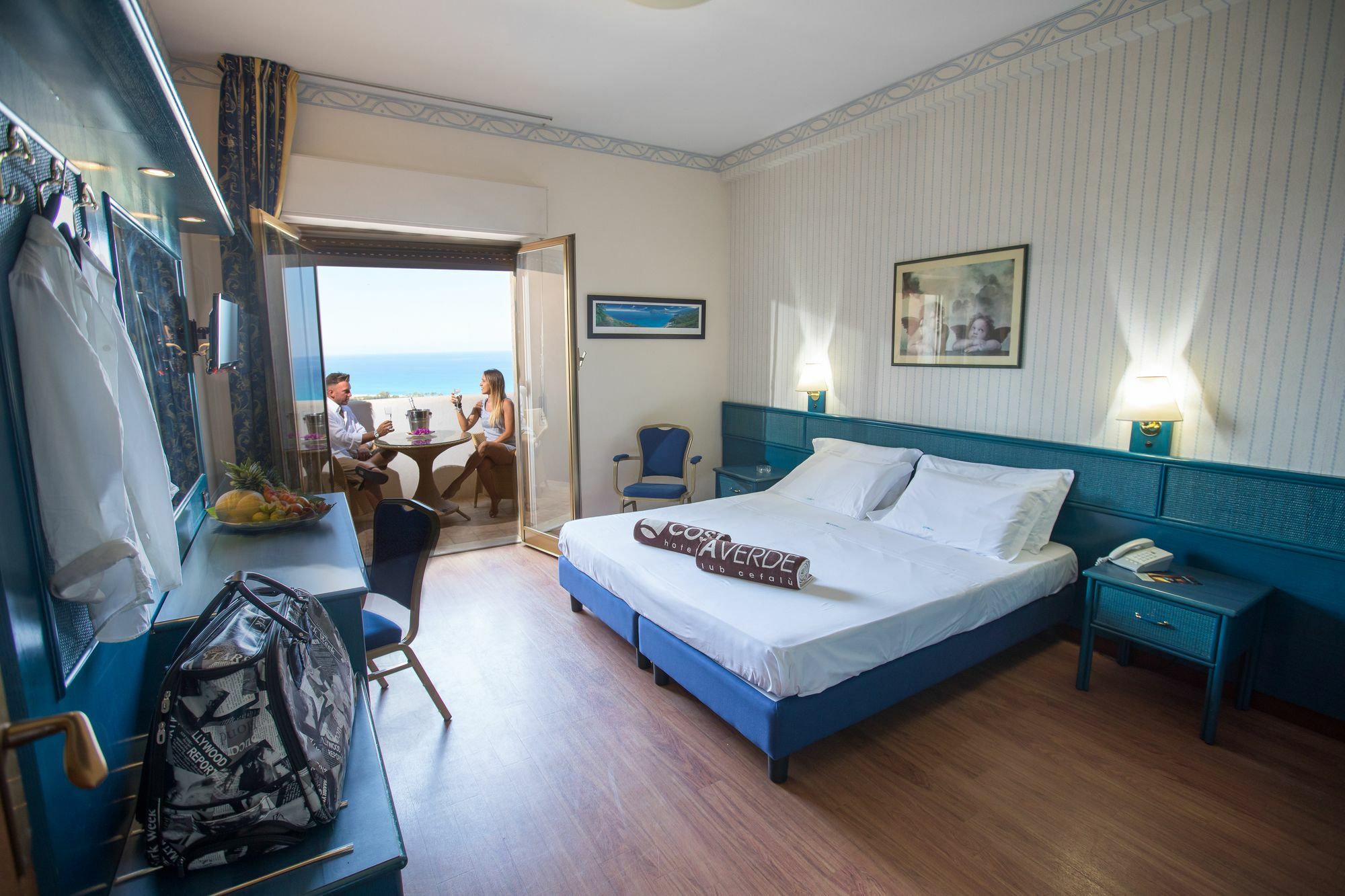 Hotel Costa Verde เชฟาลู ภายนอก รูปภาพ